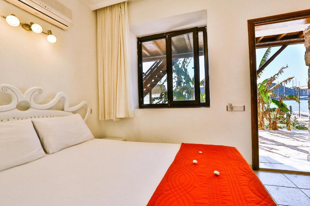 Kekova Theimussa Hotel Kaleucagiz Room photo